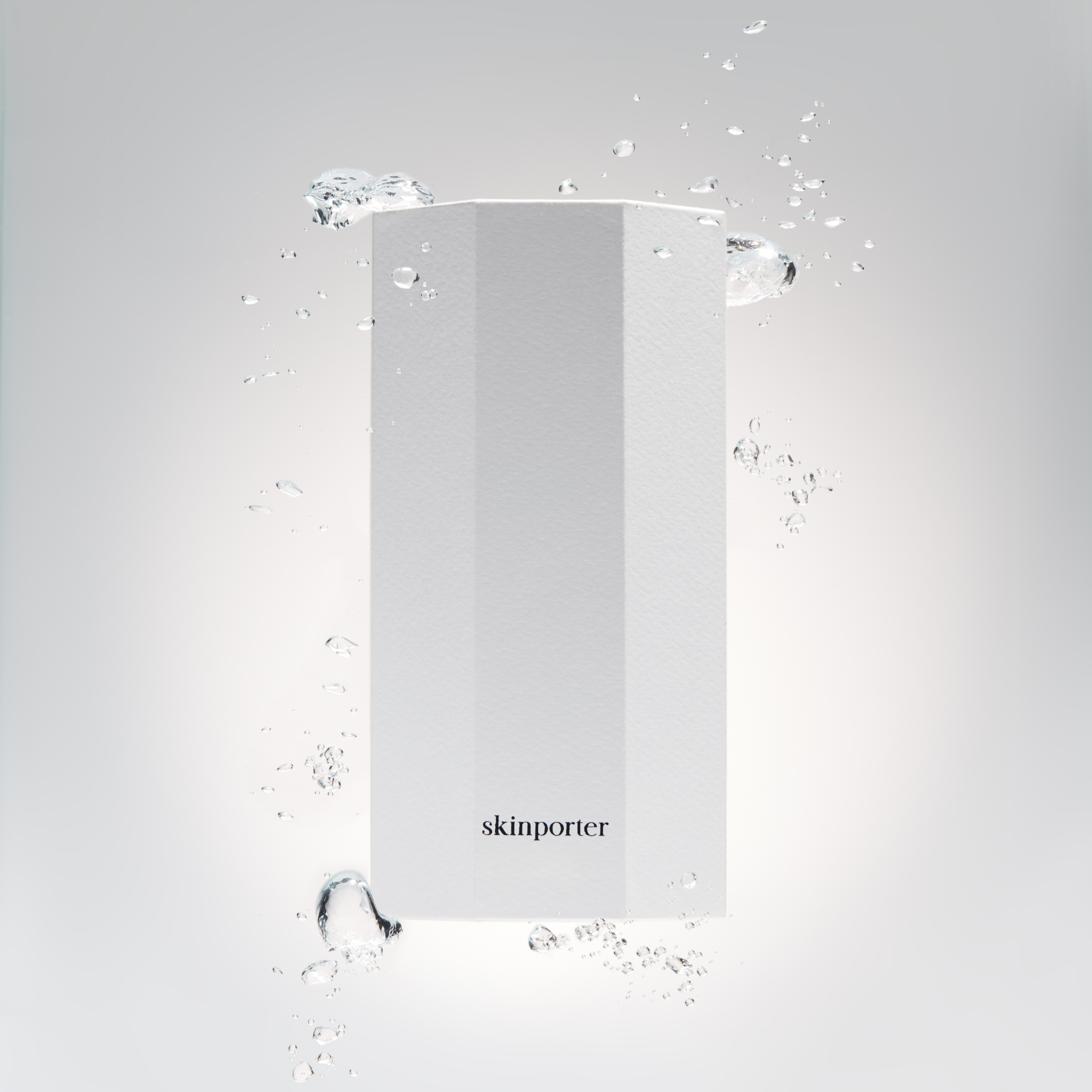 SKINPORTER Skinporter Starter O₂ Peptide Facial with clear water in a sleek bottle, emphasizing hydration and skincare benefits.